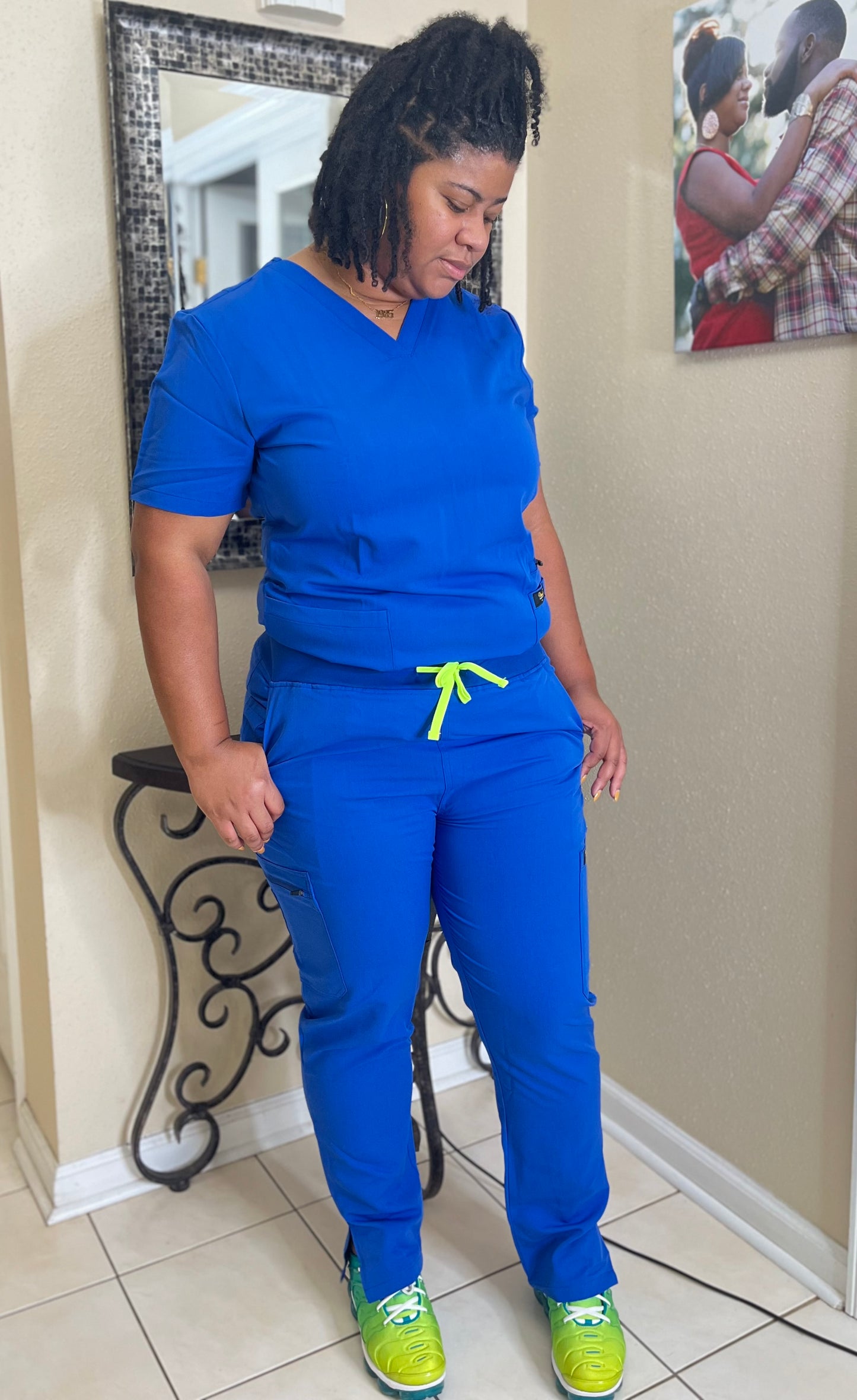 Signature Scrub Set